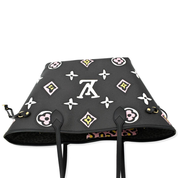 Louis Vuitton Neverfull MM Wild At Heart Monogram Giant Tote Bag Black