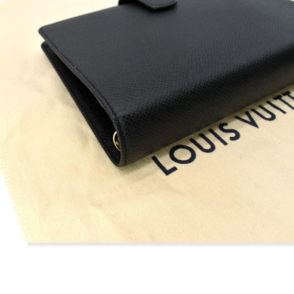 LOUIS VUITTON Taiga Leather Small Ring Agenda Cover Black