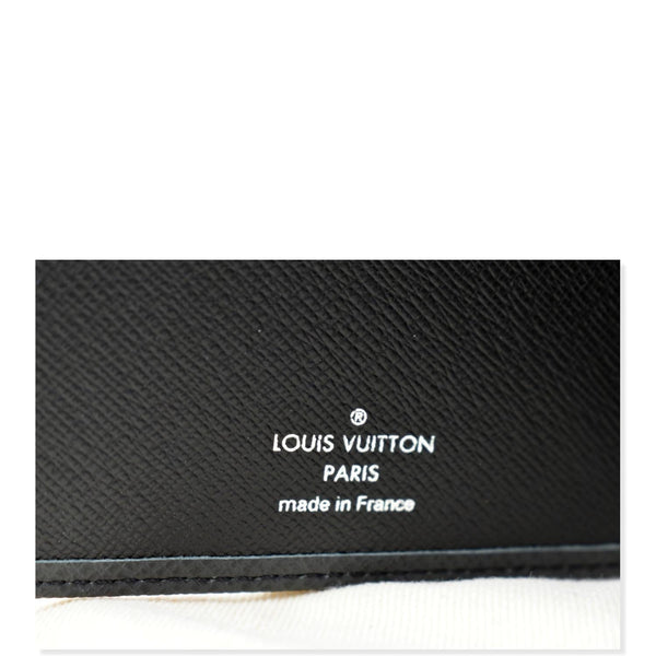 LOUIS VUITTON Taiga Leather Small Ring Agenda Cover Black