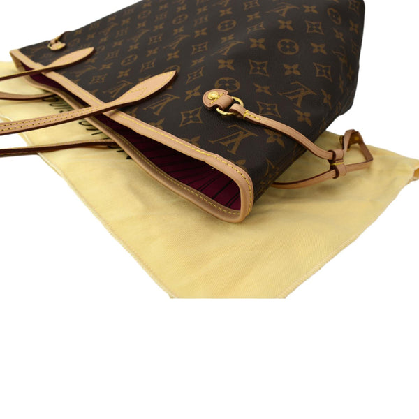 LOUIS VUITTON Neverfull MM Monogram Canvas Tote Bag Brown