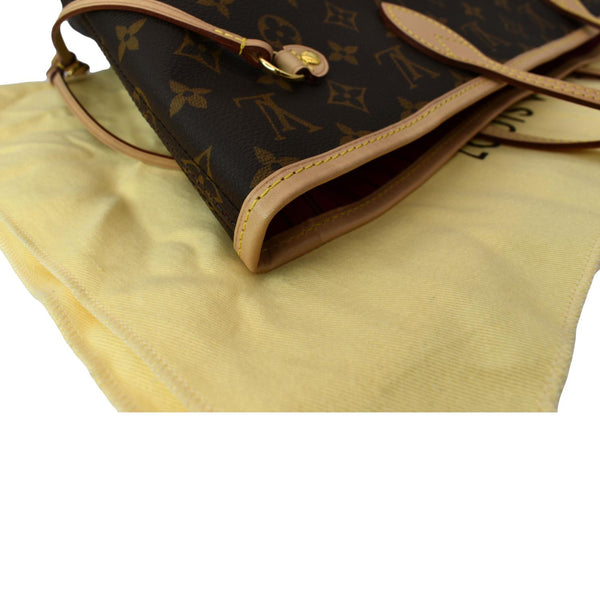 LOUIS VUITTON Neverfull MM Monogram Canvas Tote Bag Brown