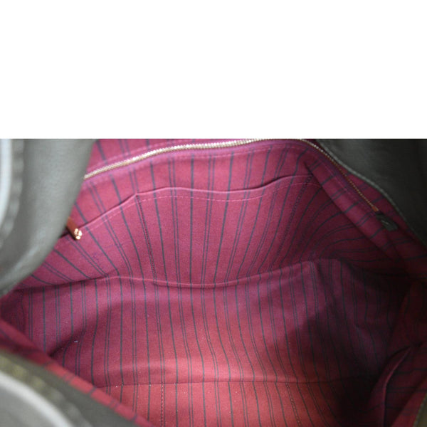 LOUIS VUITTON Artsy MM Empreinte Leather Shoulder Bag Green