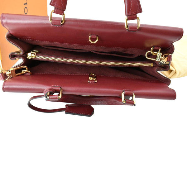 LOUIS VUITTON Venus Monogram Canvas 2way Shoulder Bag Red