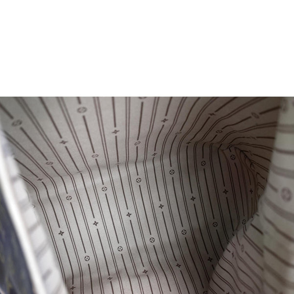 LOUIS VUITTON Delightful MM Monogram Canvas Hobo Bag Brown