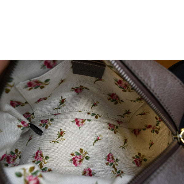 GUCCI Neo Vintage GG Supreme Canvas Messenger Bag Beige 476466