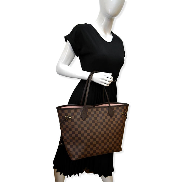 LOUIS VUITTON Neverfull MM Damier Ebene Tote Bag Rose Ballerine