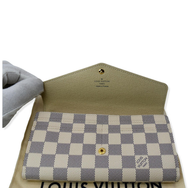 LOUIS VUITTON Damier Azur Sarah Wallet White