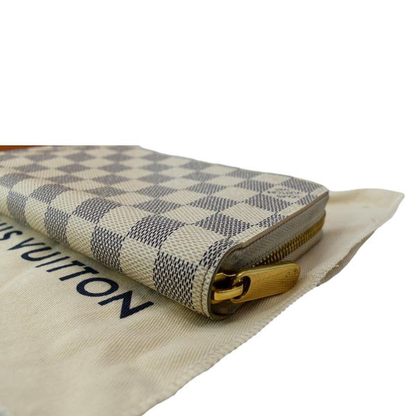 LOUIS VUITTON Damier Azur Zippy Wallet White