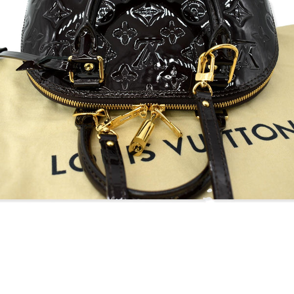 LOUIS VUITTON Alma BB Vernis Leather Satchel Crossbody Bag Amarante