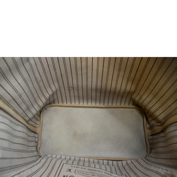 LOUIS VUITTON Neverfull MM Monogram Canvas Tote Bag Brown