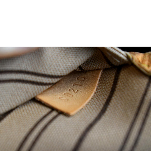 LOUIS VUITTON Neverfull MM Monogram Canvas Tote Bag Brown