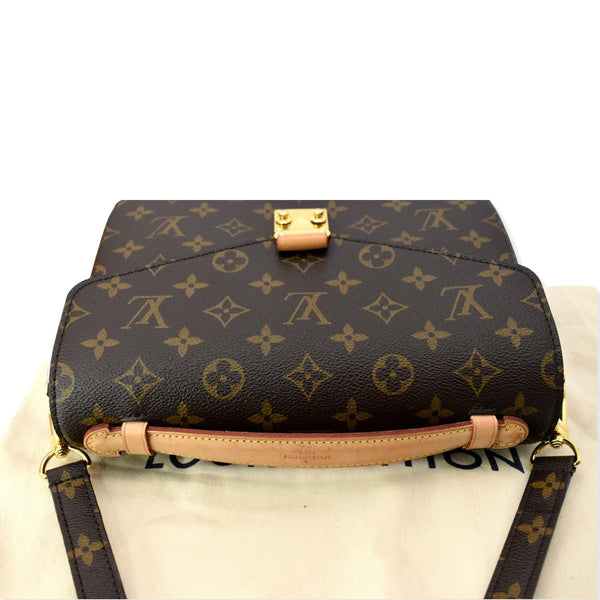 LOUIS VUITTON Metis Pochette Monogram Canvas Crossbody Bag Brown