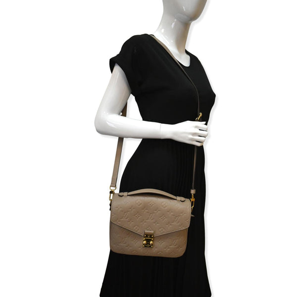 LOUIS VUITTON Metis Pochette Empreinte Leather Crossbody Bag Taupe