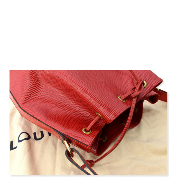 LOUIS VUITTON Noe Large Epi Leather Shoulder Bag Red