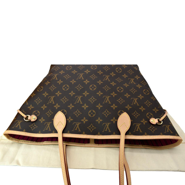 LOUIS VUITTON Neverfull MM Monogram Canvas Tote Bag Brown