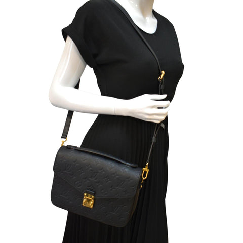 LOUIS VUITTON Metis Pochette Empreinte Leather Crossbody Bag Black