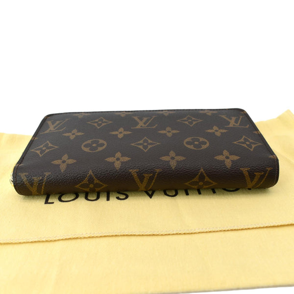 LOUIS VUITTON Monogram Canvas Zippy Long Wallet Brown
