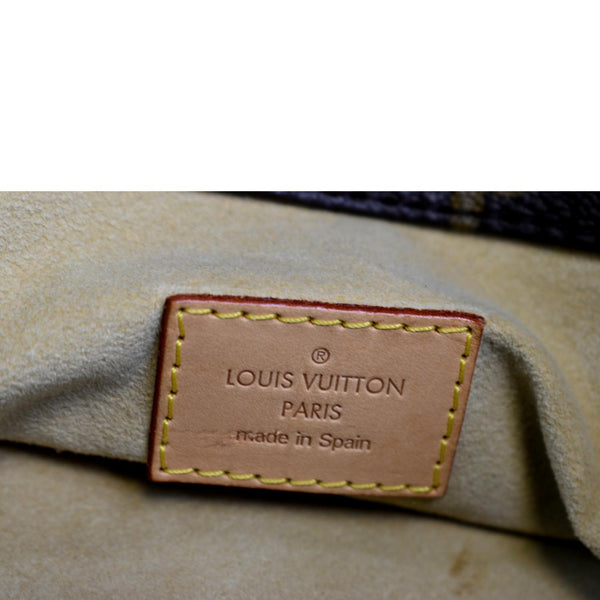 Louis Vuitton Artsy MM Monogram Canvas Hobo Bag Brown | DDH