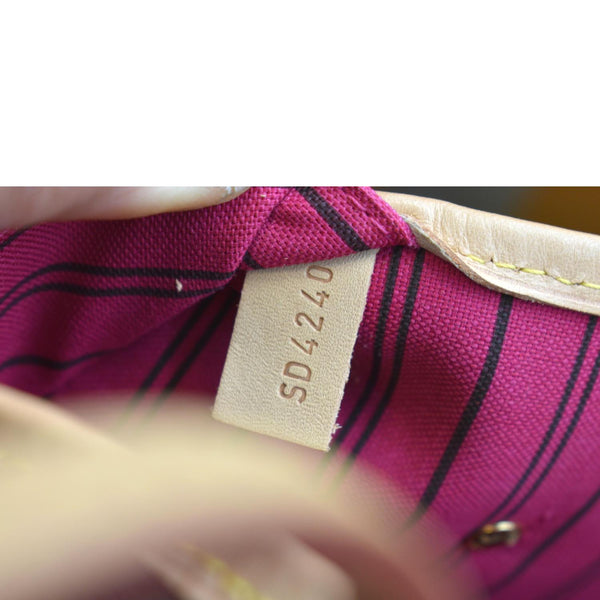 LOUIS VUITTON Neverfull MM Monogram Canvas Tote Bag Brown