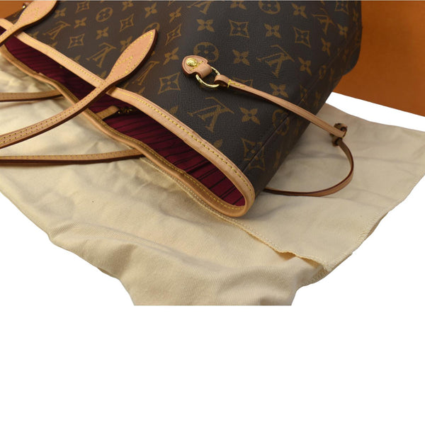LOUIS VUITTON Neverfull MM Monogram Canvas Tote Bag Brown
