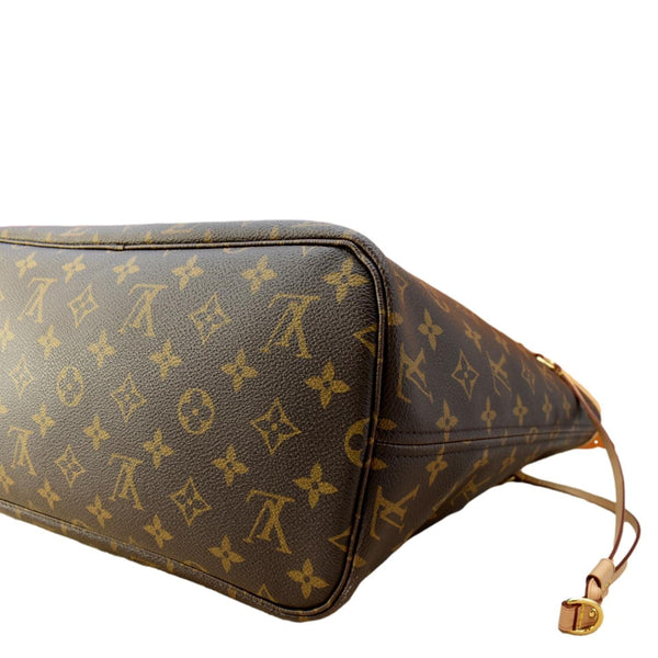 LOUIS VUITTON Neverfull MM Monogram Canvas Tote Bag Brown