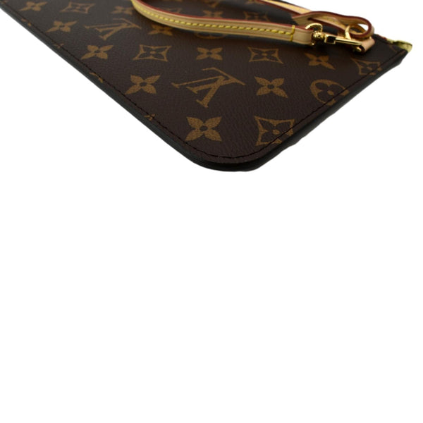 LOUIS VUITTON Neverfull Monogram Canvas Pochette Wristlet Pouch Brown