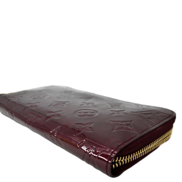 LOUIS VUITTON Monogram Vernis Zippy Wallet Amarante