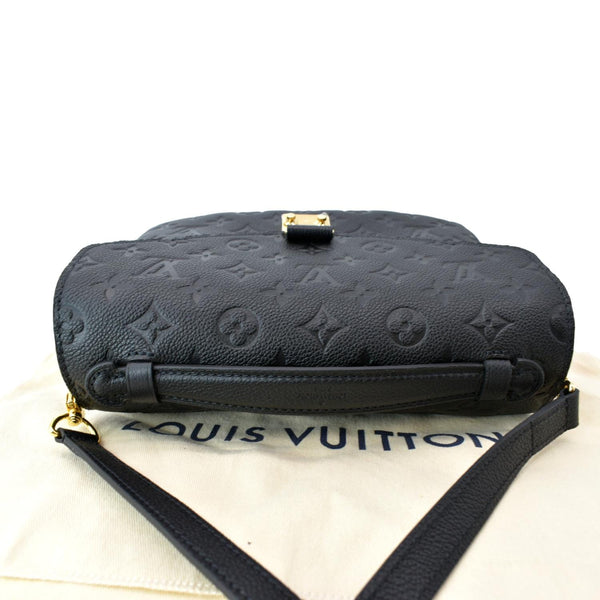 LOUIS VUITTON Metis Pochette Empreinte Leather Crossbody Bag Black