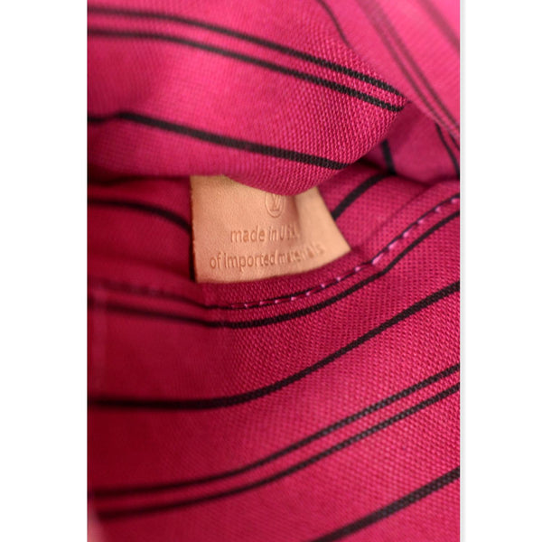 LOUIS VUITTON Neverfull Monogram Canvas Pochette Wristlet Pouch Brown