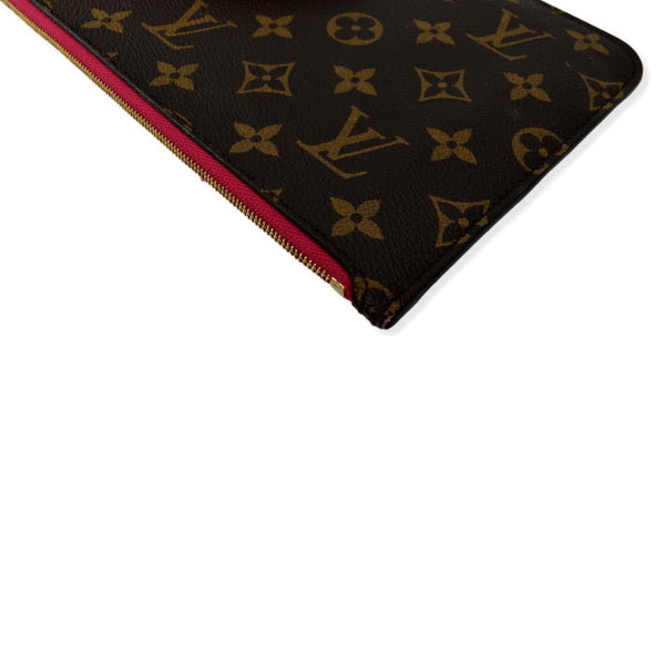 LOUIS VUITTON Neverfull Monogram Canvas Pochette Wristlet Pouch Brown