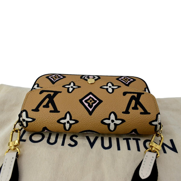 LOUIS VUITTON Felicie Strap & Go Pochette Monogram Canvas Crossbody Bag Beige
