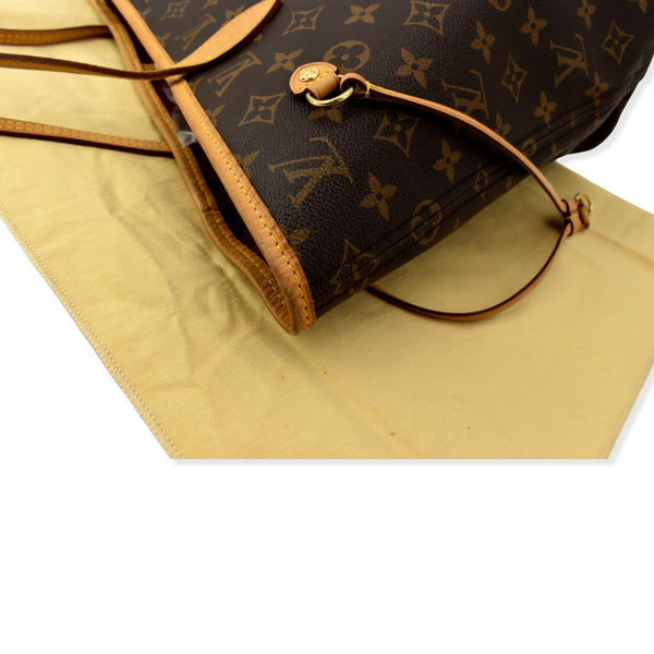 LOUIS VUITTON Neverfull MM Monogram Canvas Tote Bag Brown