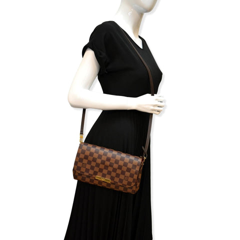 LOUIS VUITTON Favorite MM Damier Ebene Crossbody Bag Brown