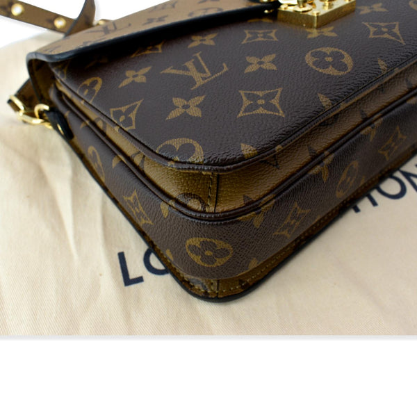 LOUIS VUITTON Metis Pochette Reverse Monogram Canvas Crossbody Bag Brown