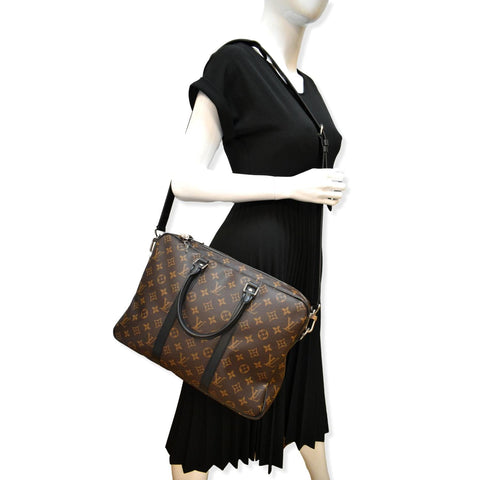 Louis Vuitton Porte Documents Voyage PM Briefcase Bag | DDH