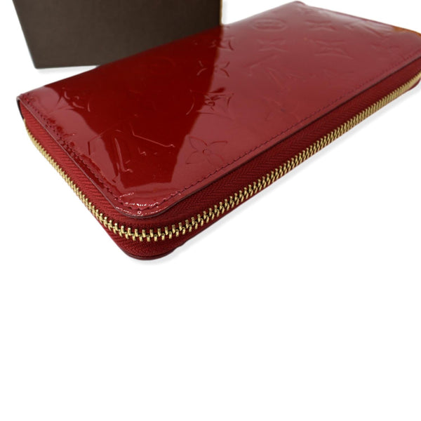 LOUIS VUITTON Monogram Vernis Zippy Wallet Pink