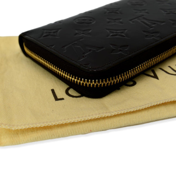 LOUIS VUITTON Monogram Vernis Zippy Wallet Amarante