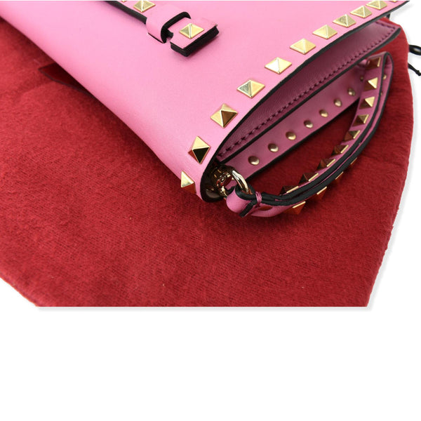 VALENTINO Rockstud Leather Clutch Bag Pink