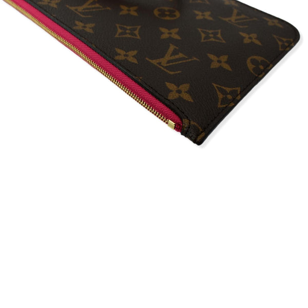LOUIS VUITTON Neverfull Monogram Canvas Pochette Wristlet Pouch Brown
