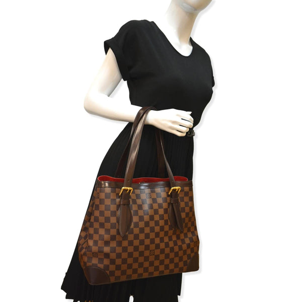 LOUIS VUITTON Hampstead MM Damier Ebene Shoulder Bag Brown