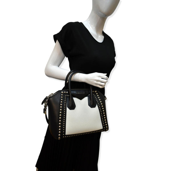 GIVENCHY Studded Antigona Nude Small Calfskin Leather Shoulder Bag Black