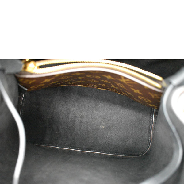 LOUIS VUITTON NeoNoe MM Monogram Canvas Shoulder Bag Brown