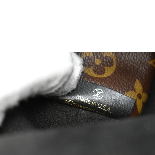 LOUIS VUITTON NeoNoe MM Monogram Canvas Shoulder Bag Brown