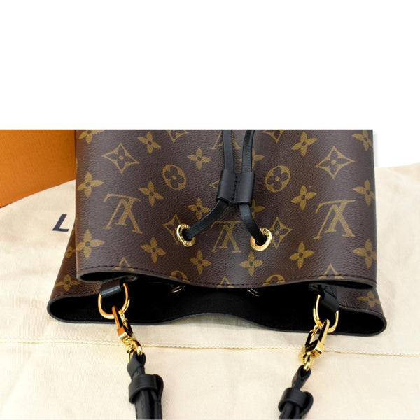 LOUIS VUITTON NeoNoe MM Monogram Canvas Shoulder Bag Brown