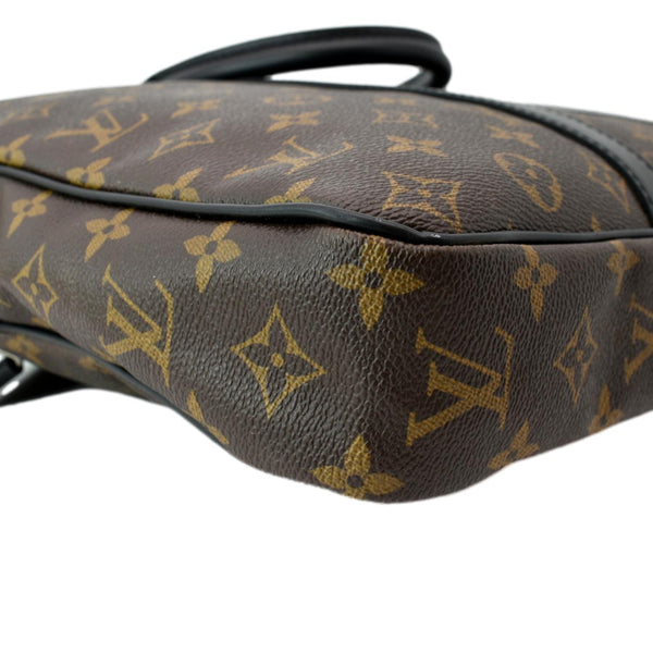 LOUIS VUITTON Porte Documents Voyage Monogram Canvas Briefcase Bag Brown