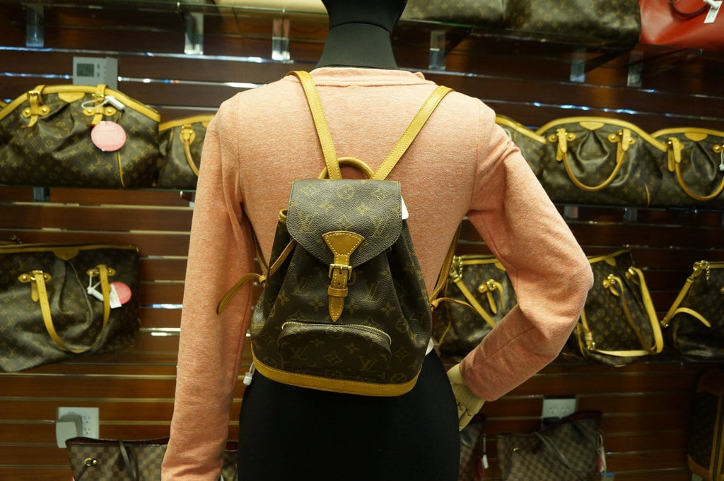 Louis Vuitton Mini Montsouris Backpack M51137 – Timeless Vintage Company