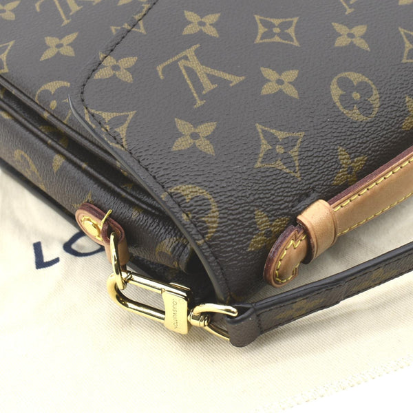 LOUIS VUITTON Metis Pochette Monogram Canvas Crossbody Bag Brown