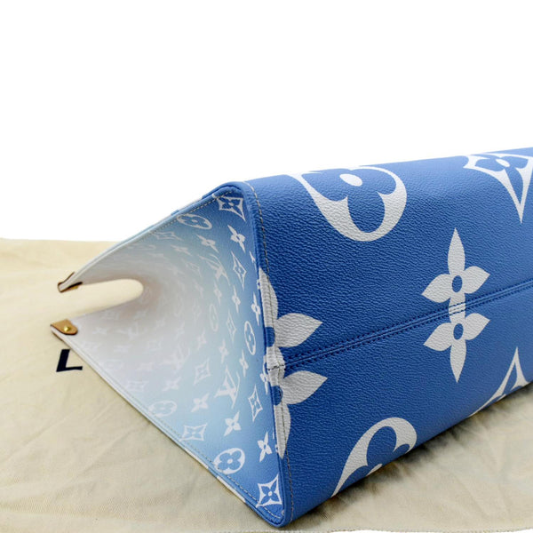 LOUIS VUITTON Pool Onthego GM Monogram Tote Shoulder Bag Blue