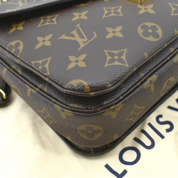 LOUIS VUITTON Metis Pochette Monogram Canvas Crossbody Bag Brown