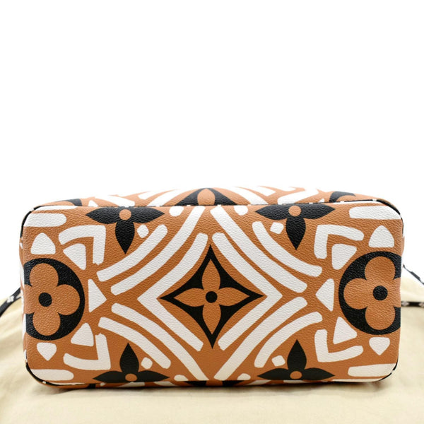 Louis Vuitton Neverfull MM Monogram Canvas Tote Bag - Bottom